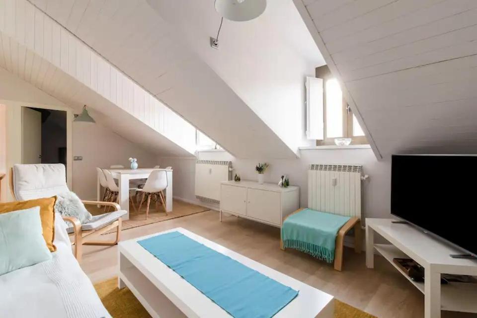 Precioso Atico Duplex En Vielha Para 6 Pax Экстерьер фото